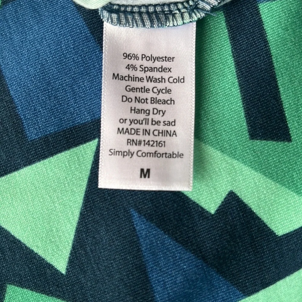 LuLaRoe Irma Top - Picture 3 of 3